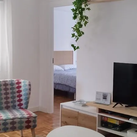 La Camara Secreta De Belni * אבילס